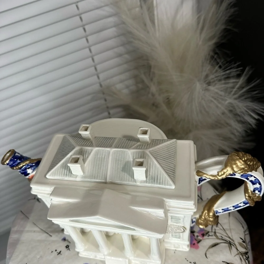 Fitz and Floyd white house